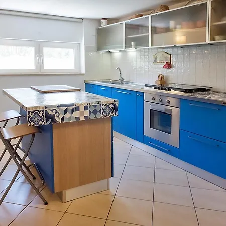 S139 - Sirolo, Nuovo Monolocale Vicino Al Centro *